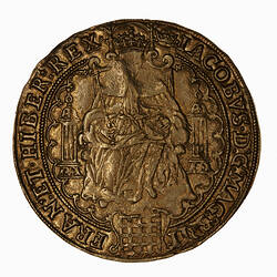 Coin - Rose Ryal, James I, England, Great Britain, 1607-1609 (Obverse)