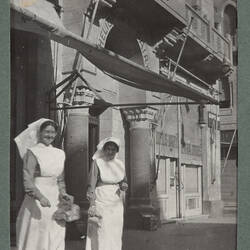 Digital Image - World War I, Two Nurses, Heliopolis, Egypt, 1915-1917