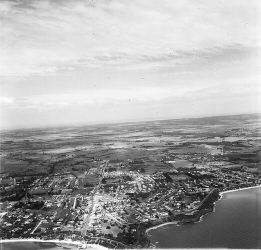 Monochrome photograph of Mornington.