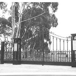 Photograph - McKay Memorial Gates, H.V. McKay Massey Harris, Sunshine, Victoria, Oct 1954