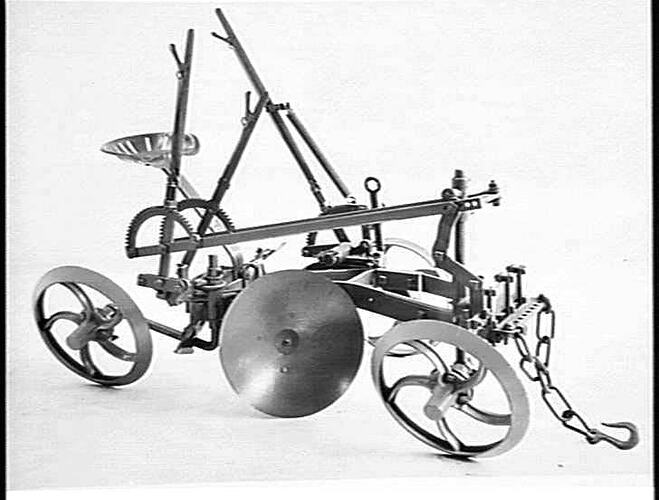 SUNNIE PLOUGH. JUL 1946