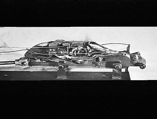 5 PHOTOS OF KNOTTER ON PICK-UP BALER. APRIL 1947