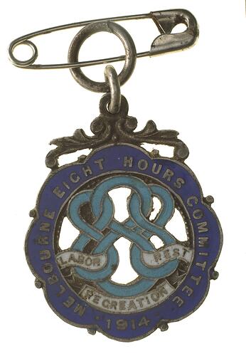 Badge - Melbourne Eight Hours Committee