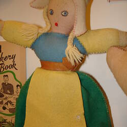 Doll - Dutch, Felt, circa 1940-1950