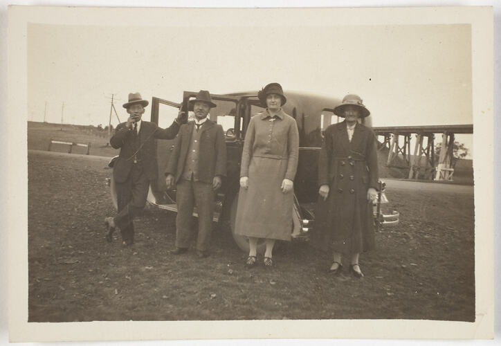 Digital Image - Hasegawa Family, Victoria, 1930