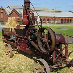 Hay Press - International Harvester Co, GL-115, Geelong, Victoria, circa 1945