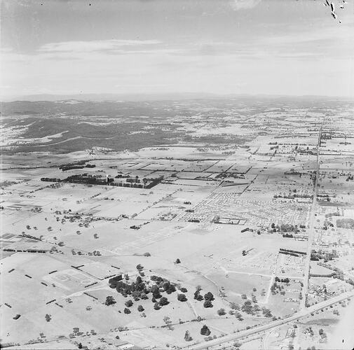 Monochrome aerial photograph of Noble Park and Dandenong.