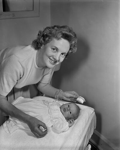 Southdown Press, Portrait of a Woman & Baby, Brighton, Victoria, 04 Nov 1959