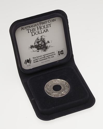 Medal - Kodak Holey Dollar, Australian Bicentenary Commemorative Issue, 1988