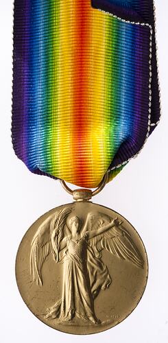 Medal - Victory Medal 1914-1919, Great Britain, Private Edward Pummeroy, 1919 - Obverse