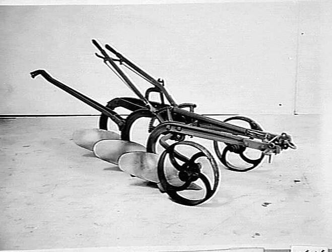 CONVERSION OF 2 FURROW TO 3 FURROW SUNBIRD: CIRCA 1930