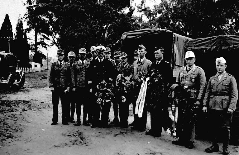 [German prisoners of war at a funeral ceremony near Murchison, about 1944.]