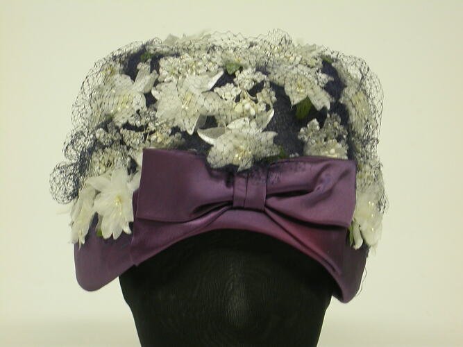 Hat - Close-fitting, with Organza Flowers