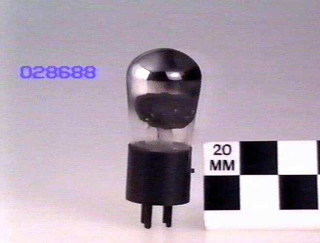 Electronic Valve - Osram, Triode, Type L210, c 1930