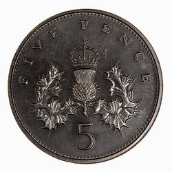 Coin - 5 Pence, Elizabeth II, Great Britain, 1988