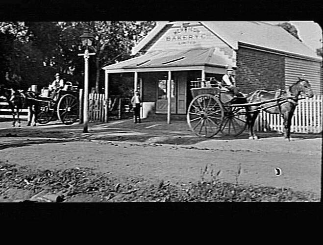MERRIGUM - LAWLER BAKER SHOP - WAVERLEY STREET