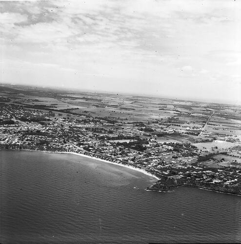Monochrome photograph of Mornington.