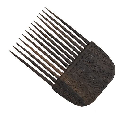 Comb