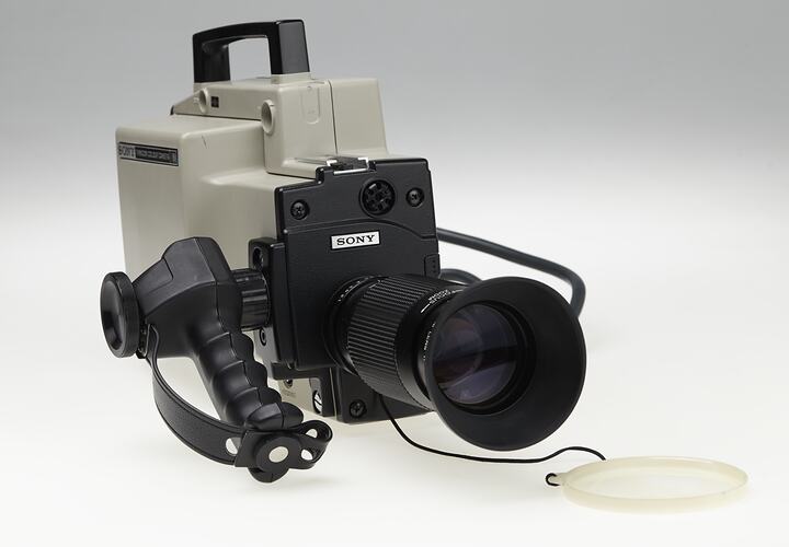Video Camera - Sony Corporation, Trinicon Colour Camera DXC-1610P
