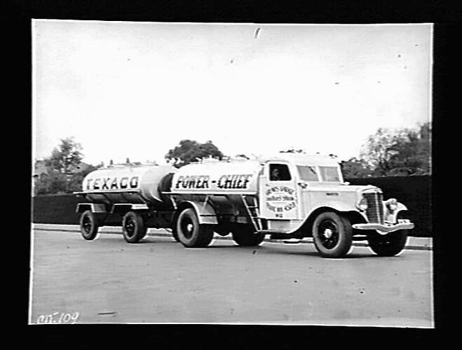 "INTERNATIONAL HARVESTER"
