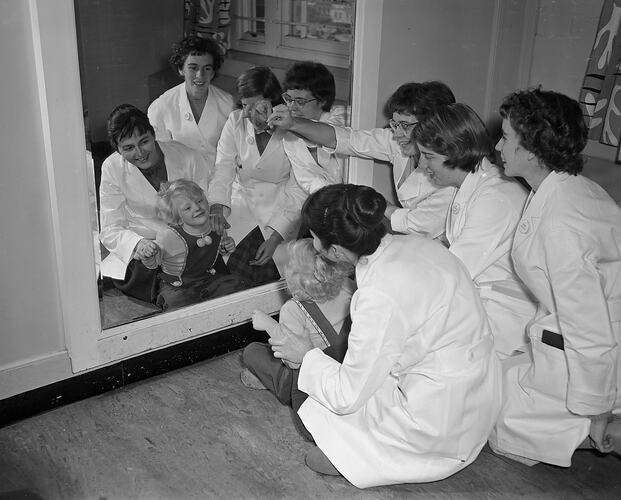 Royal Children's Hospital, Child Looking in a Mirror, Victoria, 17 Jun 1959