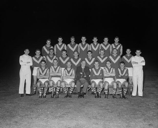 McKinnon Football Club, Team Portrait, Victoria, 13 Oct 1959
