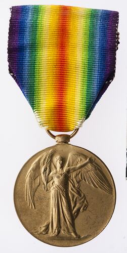 Medal - Victory Medal 1914-1919, Great Britain, Private Stanley Frank Greves, 1919 - Obverse