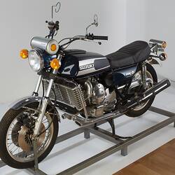 Motor Cycle - Suzuki RE5 Rotary, 1975