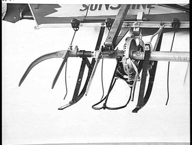 8 FT. BINDER AND SECTIONS. MAY 1947