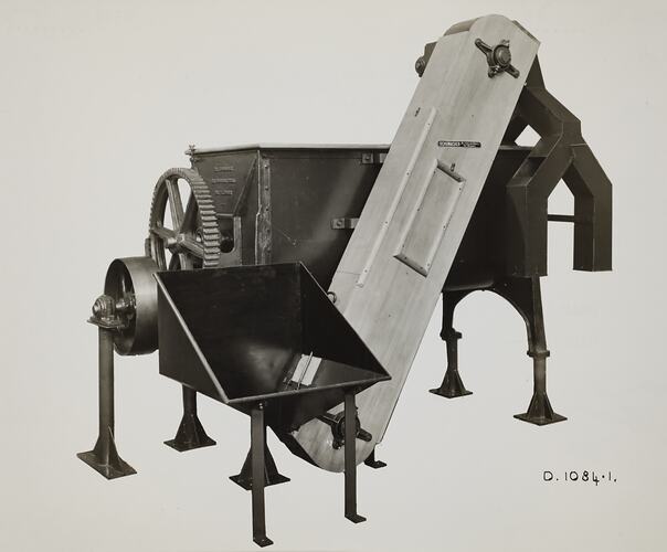 Photograph - Schumacher Mill Furnishing Works, 'Mixing & Sifting Machine', Port Melbourne, Victoria, 1939
