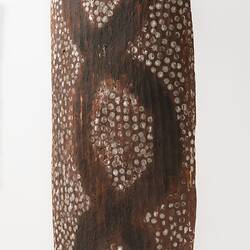 Warumungu shield, Flying fox dreaming design, Tennant Creek, Central Australia, early 1900s.