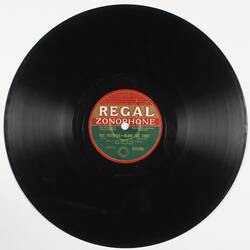 Disc recording - Regal Zonophone, "On the Isle of Capri" and "Ole Faithful", Billy Cotton & his band. circa 1934