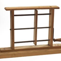 Bandage Winder