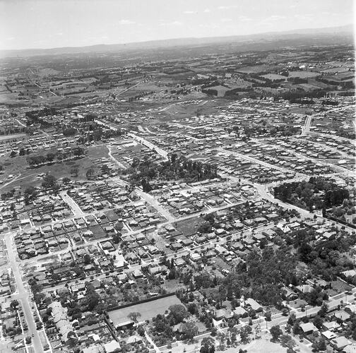 Monochrome aerial photograph of Balwyn.