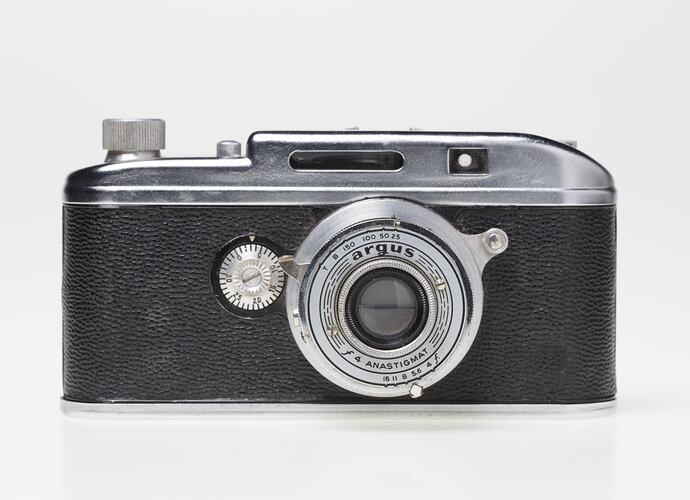 Camera - Argus, Model A3, Ann Arbor, Michigan, U.S.A., circa 1940