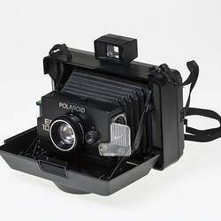 Instant Camera - Polaroid, Land EE100, U.S.A., 1977