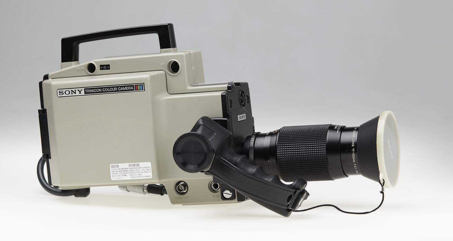 Video Camera - Sony Corporation, Trinicon Colour Camera DXC-1610P