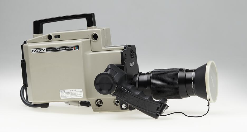 Video Camera - Sony Corporation, Trinicon Colour Camera DXC-1610P