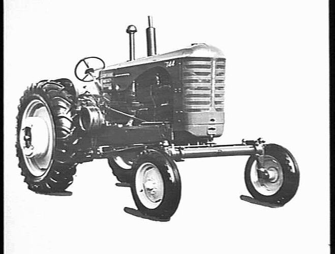 744 DIESEL HIGH AXLE ROW-CROP: MARCH 1950
