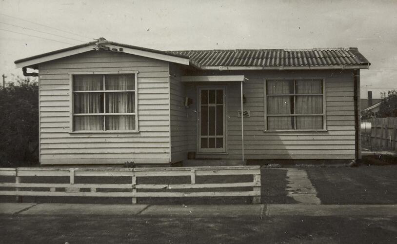 Digital Photograph - Prefabricated Home, Altona, 1950-1952