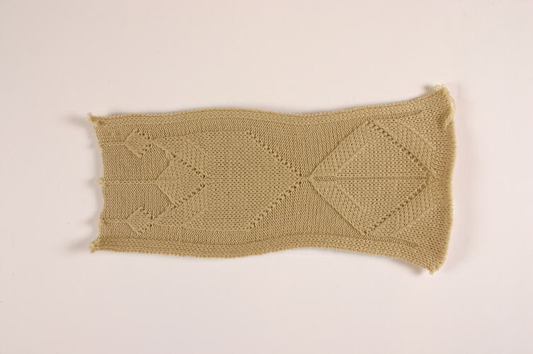 Knitting Sample - Edda Azzola, Camel, circa 1960s