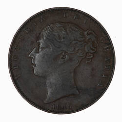 Coin - Farthing, Queen Victoria, Great Britain, 1845 (Obverse)