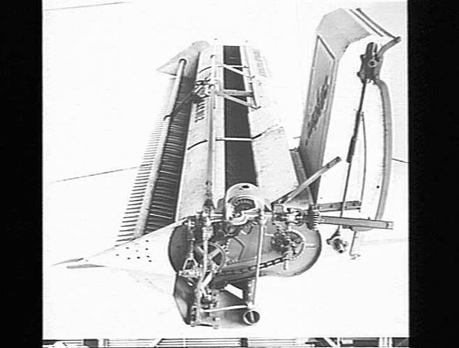 12 FT FRONT NO. 2 PTO. HEADER: AUG 1940