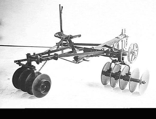 `SUNREACH' ORCHARD CULTIVATOR: OCT 1936