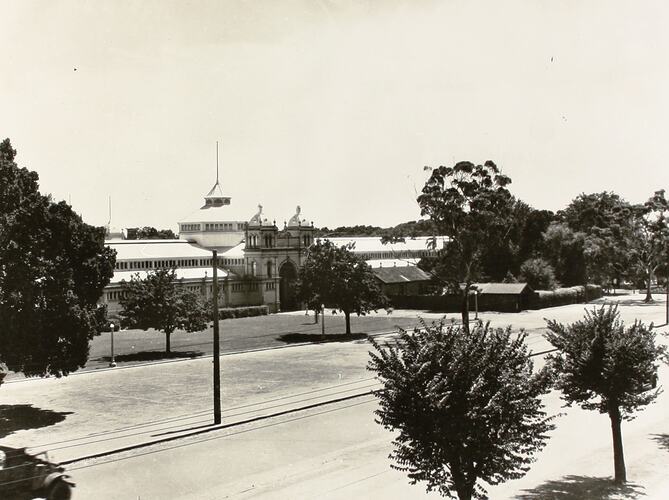 Photograph - The 'Residency' from Nicholson Street, Royal Exhibition Building, circa 1938