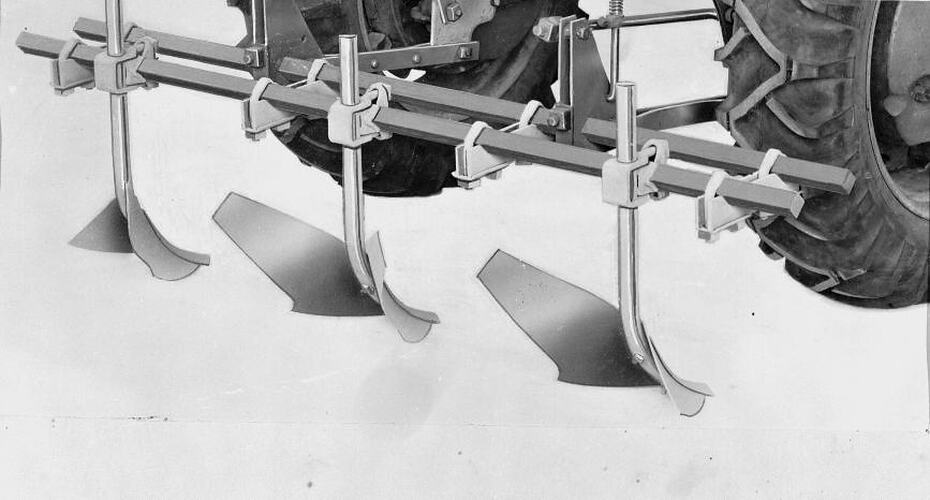 GL-184 Cultivator & Farmall A