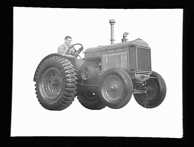 "INTERNATIONAL HARVESTER"