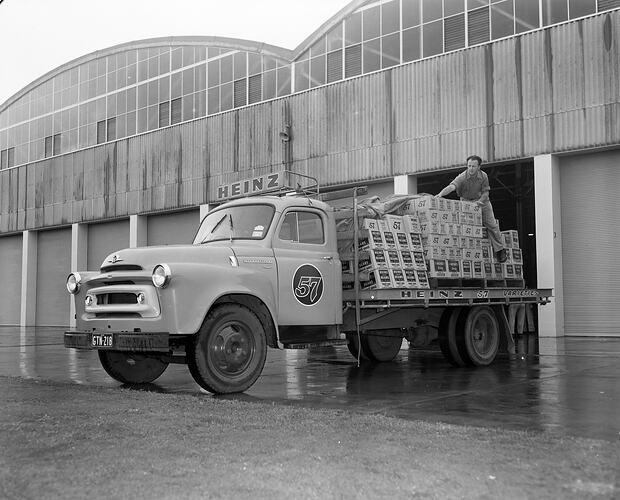 H.J. Heinz Co, Loading a Truck, Dandenong, Victoria, 05 Jun 1959