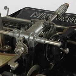 Typewriter - AEG Co, Mignon Model 4, 1927-1928