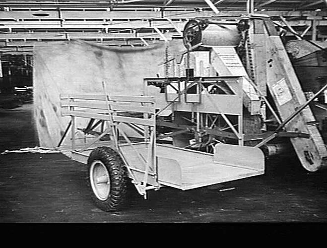 PLATFORM FOR NO. 2 P.T.O. HEADER. NOV 1939